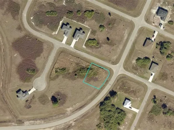 9031 W Castle CIR, LABELLE, FL 33935