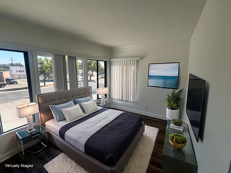 5623-5633 W Venice Blvd — Photo 17