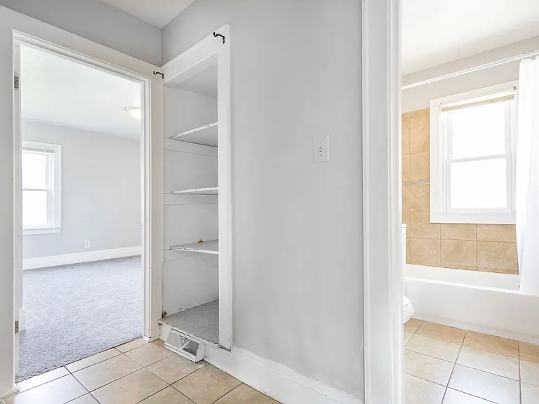 4033 N 12th St #2 — Photo 4