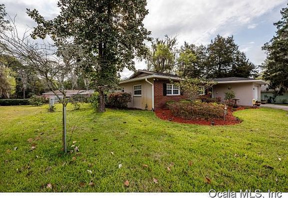 3rd image of 11831 Camp Dr