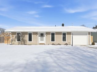 8315 Idaho Dr, Fort Wayne, IN 46815