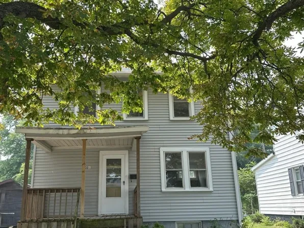 4031 Bell St, Erie, PA 16511