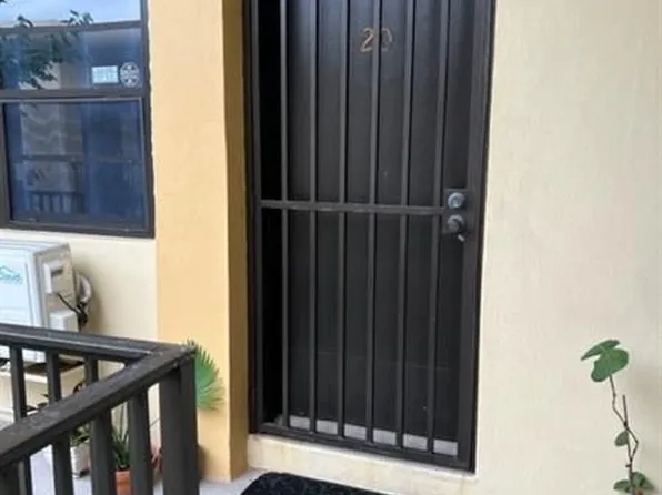 7845 NE Bayshore Ct APT 20, Miami, FL 33138