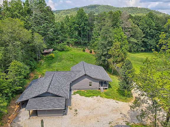135th image of 3622 Sandy Ford Rd