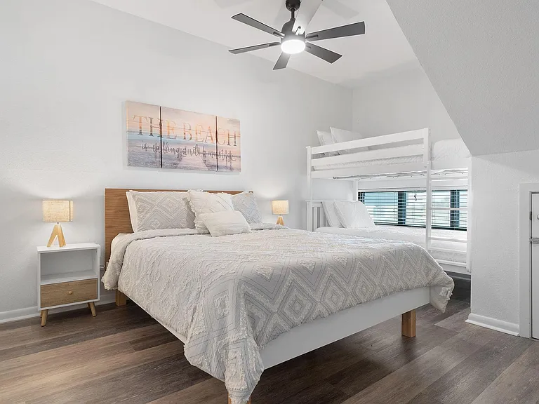 1390 Fort Pickens Rd #224 — Photo 38