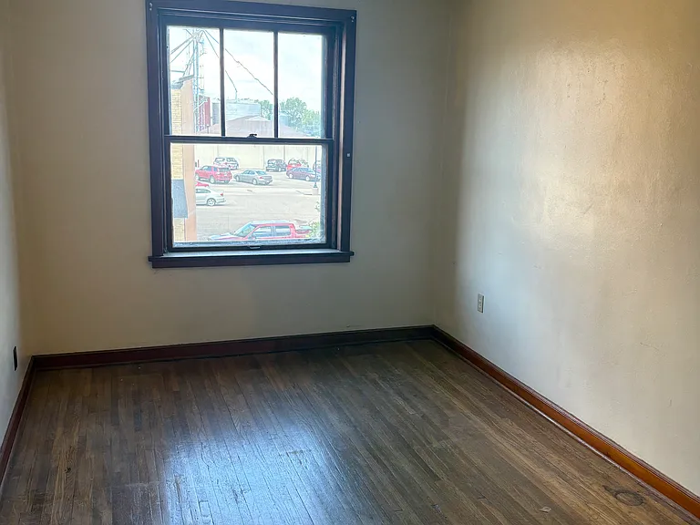 208-210 State St N #1 — Photo 2