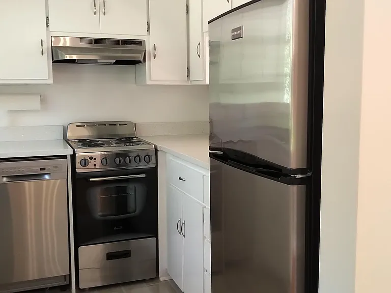 1827 Jameston Dr — Photo 8