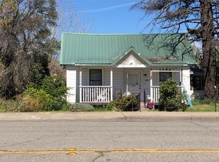 2905 East St, Anderson, CA 96007