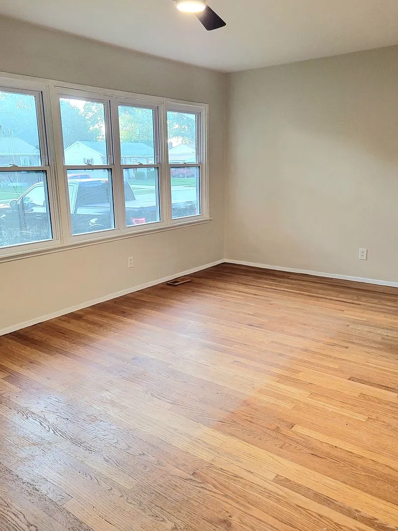 Move in Ready...3120 Aubrey, Granite City — Photo 4