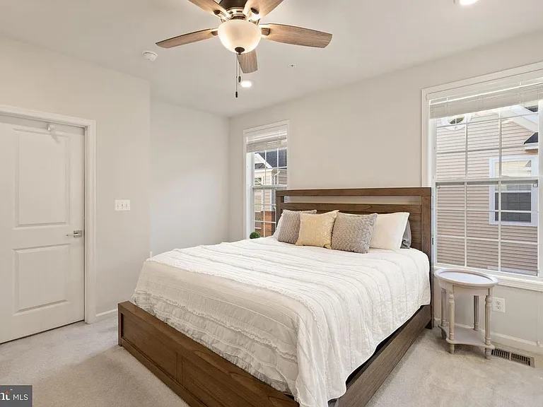 23257 Southdown Manor Ter #101 — Photo 16