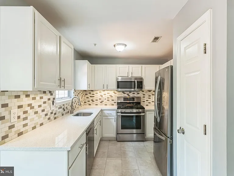 20539 Golf Course Dr #305 — Photo 12