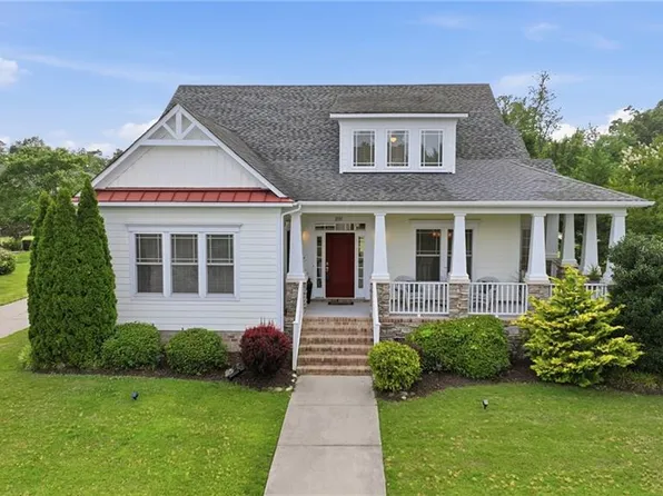 2101 Governors Pointe Dr, Suffolk, VA 23436