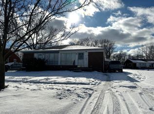 2632 Stieber St, Westland, MI 48186