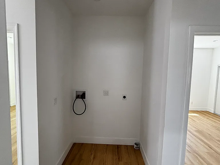 11937 Ainsworth St #2 — Photo 5