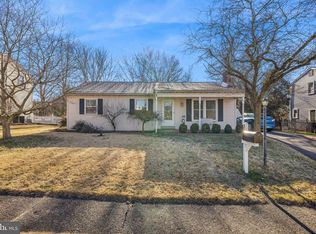537 Pioneer Cir, Harleysville, PA 19438