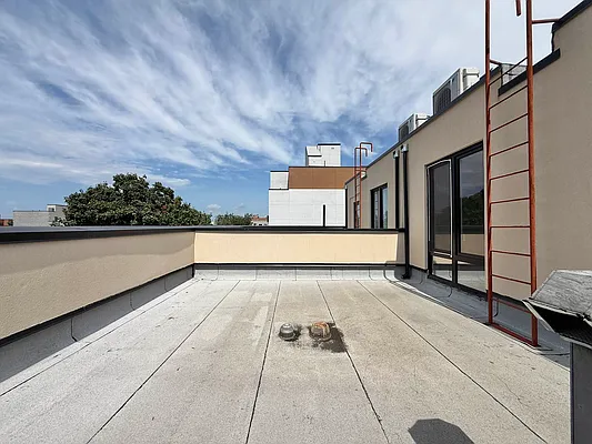 Outdoor, photo 2