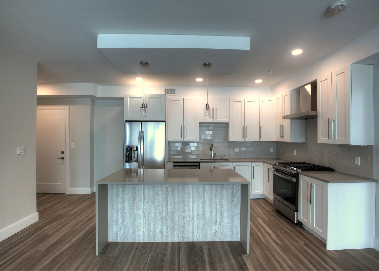 2 bed, 1414 sqft, $3,095 — Photo 3