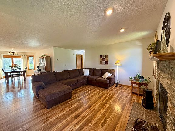 5th image of 3412 W Lake Jessie Dr SE