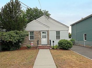 38 Bert Ave, Westbury, NY 11590