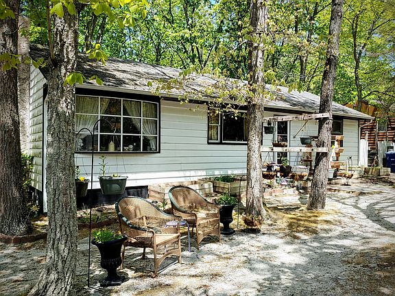 2nd image of 109 Alabama Trl