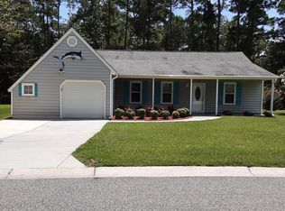 112 Purple Martin Dr, Murrells Inlet, SC 29576