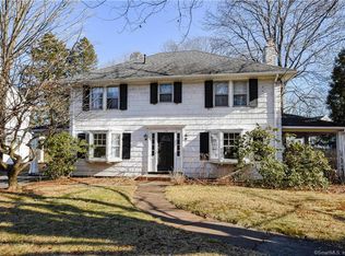 174 Mountain Rd, West Hartford, CT 06107