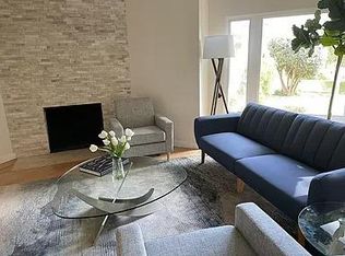 17 Markham Dr, Hampton, VA 23669