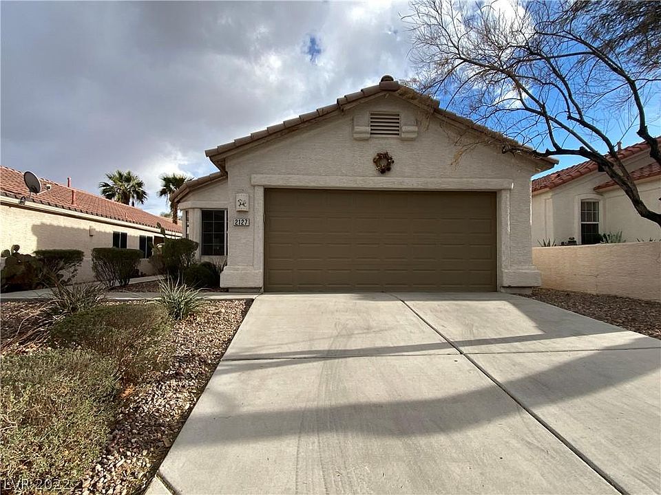 2nd image of 2127 Sunset Vista Ave