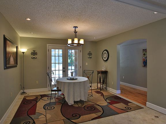 5th image of 6183 Shoreline Dr