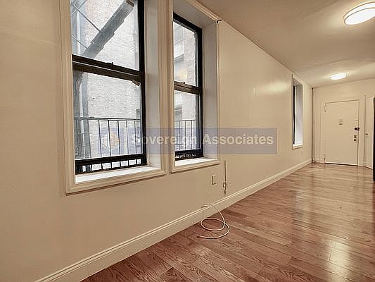 5th image of 2 Pinehurst Ave APT B9