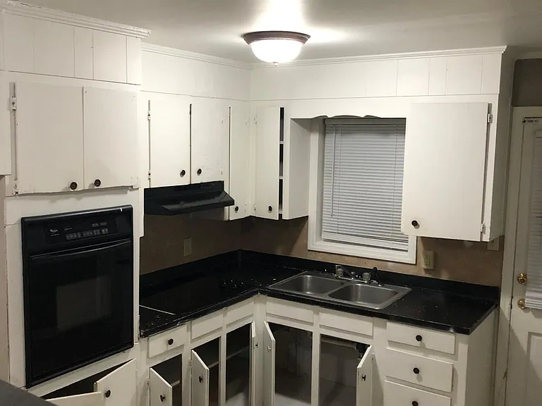 4223 Napier Ave — Photo 6