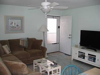 2nd image of 2151 Asbury Ave APT 9