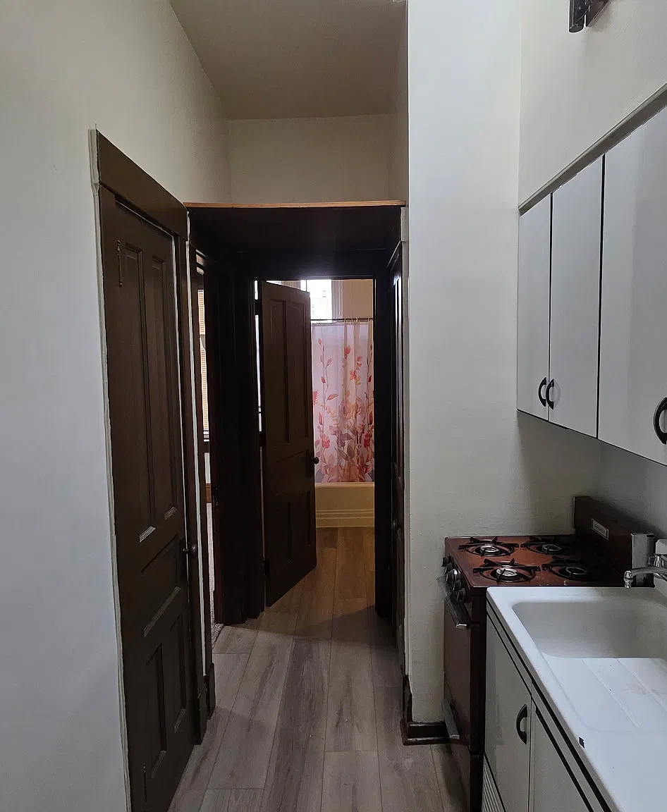 318 Brady Street - 5 — Photo 1