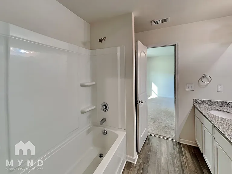 418 Jada Ln — Photo 14