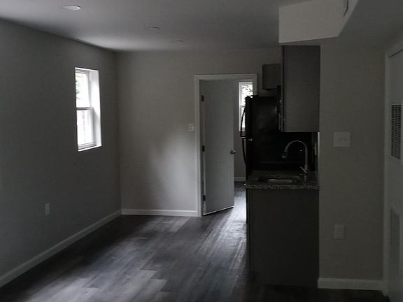 3rd image of 105 Devereaux Ave #1