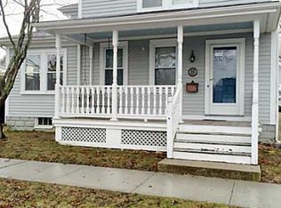 19 Usher Ter, Bristol, RI 02809
