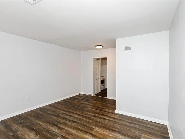 560 Winton Ter NE #1 — Photo 6