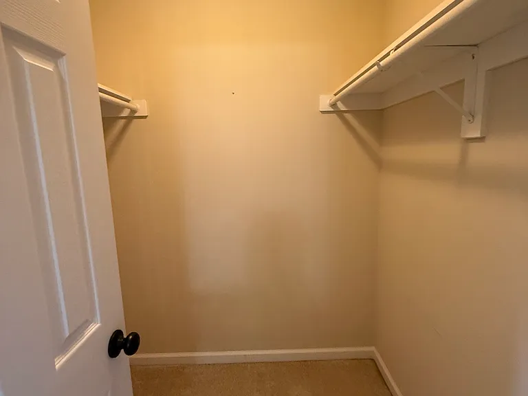 274 Exeter Rd — Photo 12