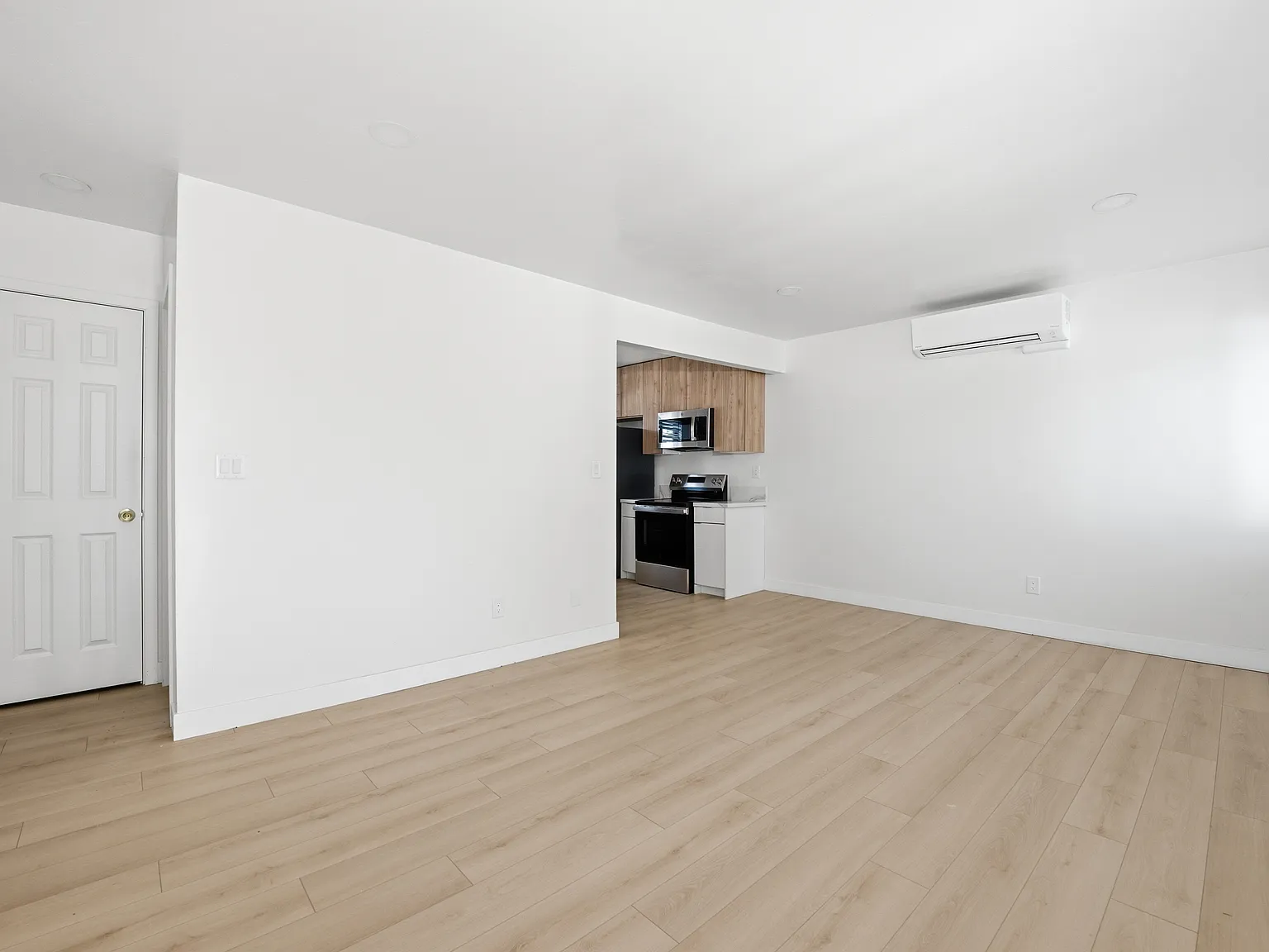1 bed, 515 sqft, $2,495 — Photo 3