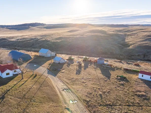 21 Seitz Rd, Lavina, MT 59046