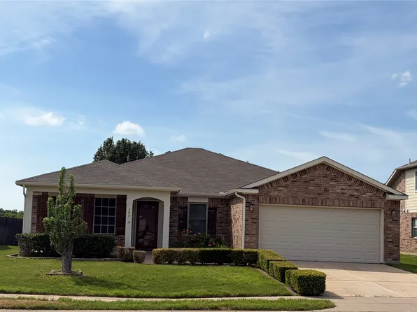 209 Broken Arrow, Krum, TX 76249