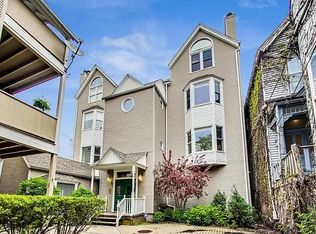 3045 N Kenmore Ave APT 2R, Chicago, IL 60657