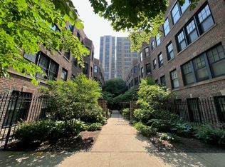 2319 N Commonwealth Ave APT 2W, Chicago, IL 60614