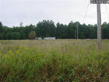 2nd image of 693 Housel Craft Rd