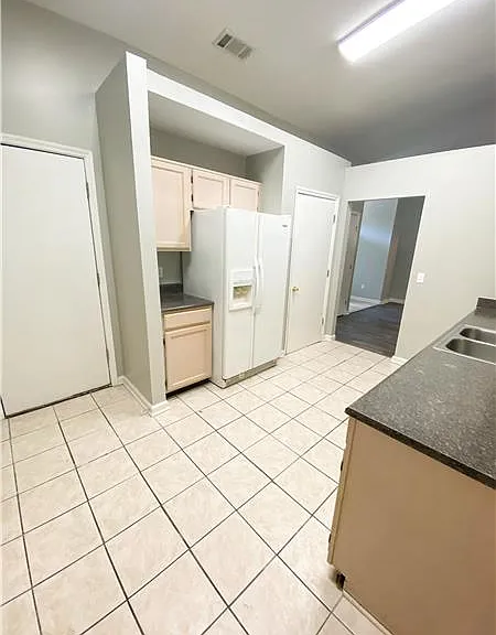 42 Cutler Dr — Photo 7