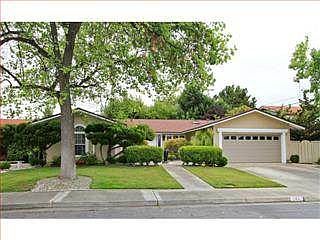 2nd image of 567 Chiloquin Ct