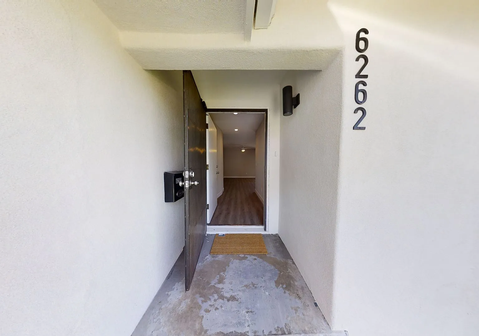 Newly Renovated, 7 BD 4 BR, Close to Campus! (Lease out, pending signatures. Check back in a few ... — Photo 4