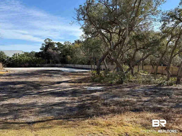 Holder Dr, Orange Beach, AL 36561