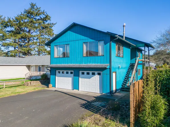 5704 NW Biggs St, Newport, OR 97365