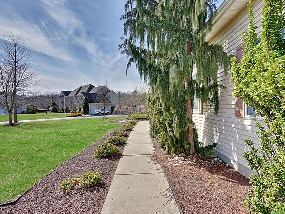 5th image of 2346 Donna Dee Ct
